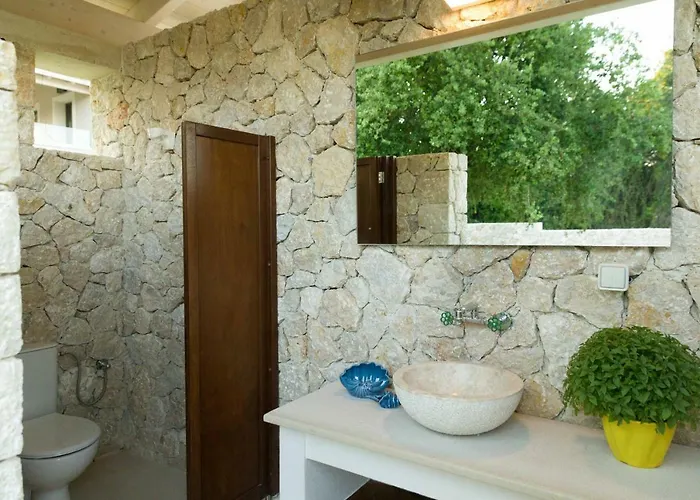 Onore Dassia (Corfu)