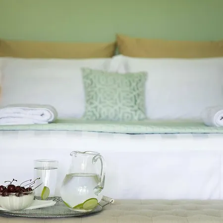 Onore Villa Dassia (Corfu)