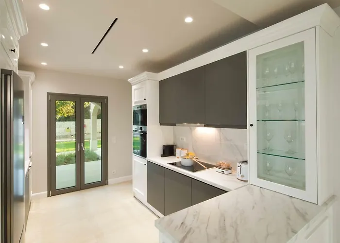 Onore * Dassia (Corfu)